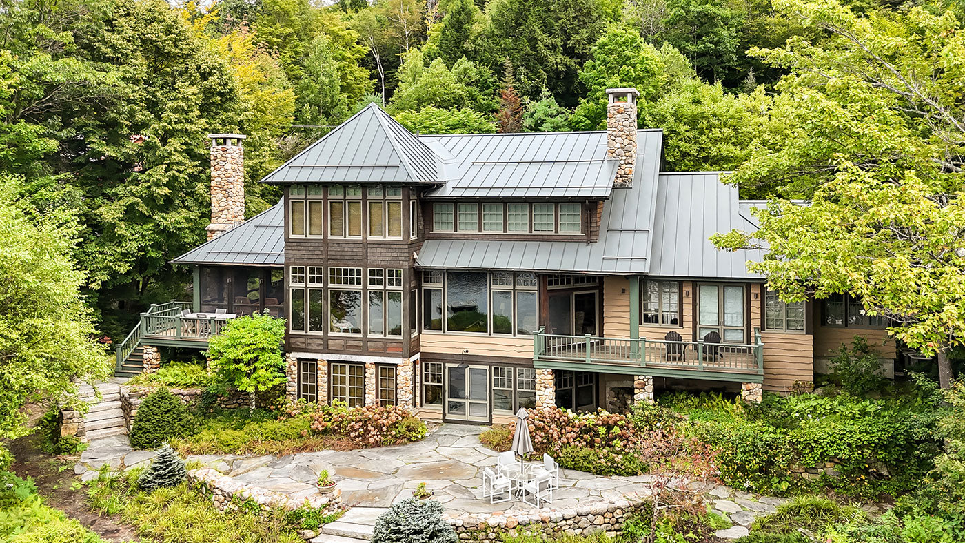 Lake Lodge